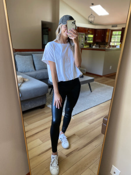 Perfectly tucked in short sleeved tee