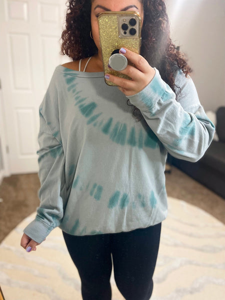 Totally tie dye pullover - Ayden Rose