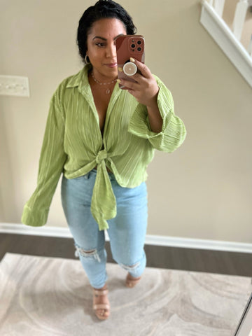 Cropped blouse in lime - Ayden Rose