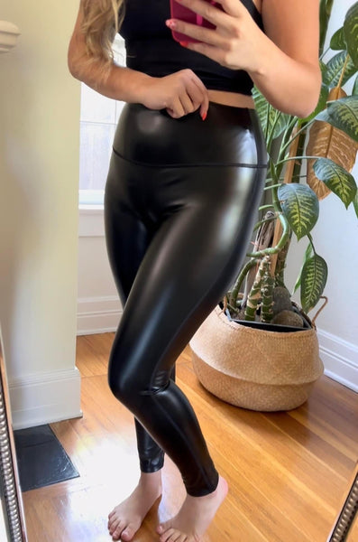 Faux leather stretchy highwaisted leggings - Ayden Rose