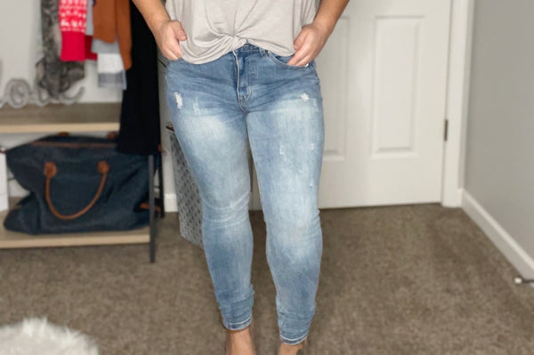 Plus size light wash skinny jeans - Ayden Rose